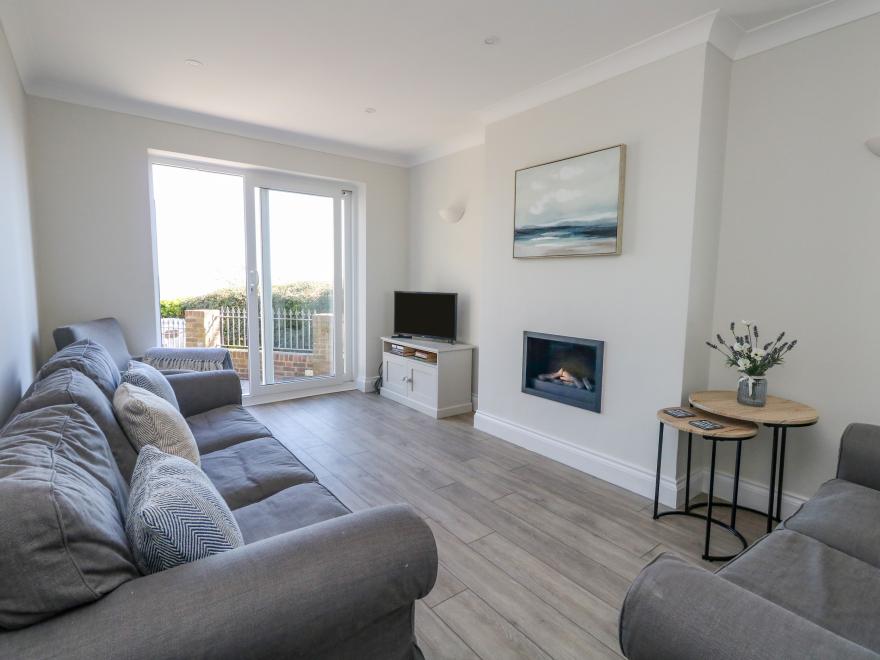 Castle Cove Cottage