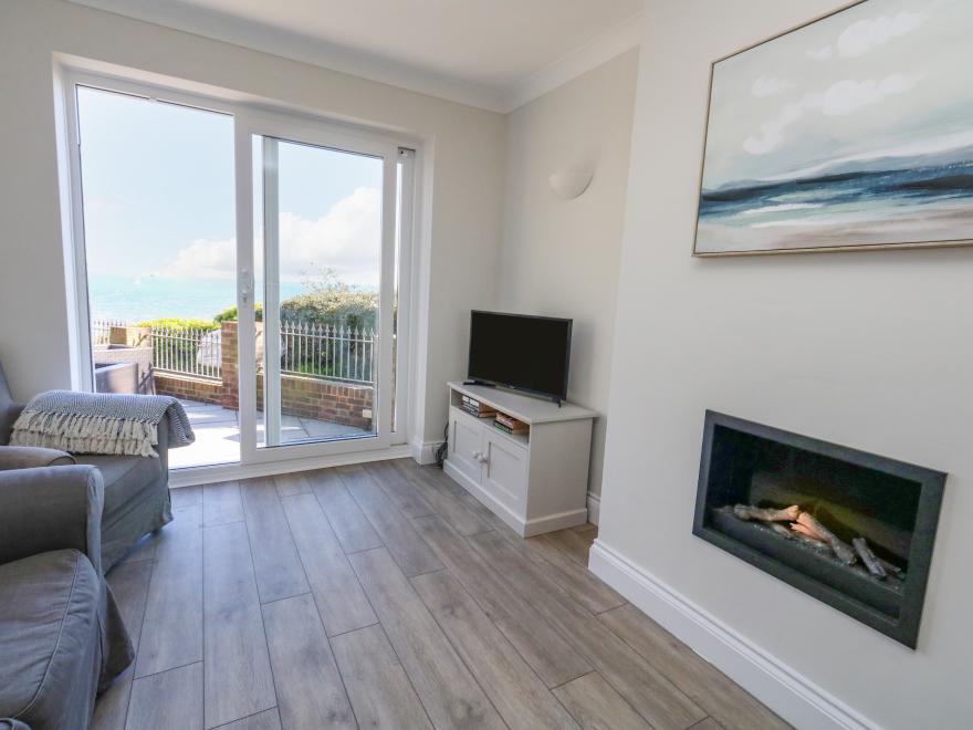 Castle Cove Cottage
