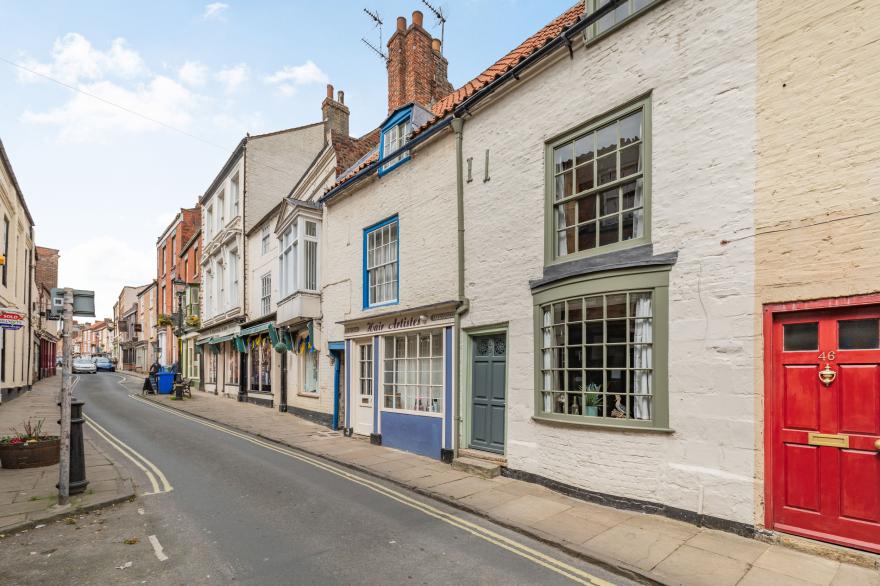 48 High Street