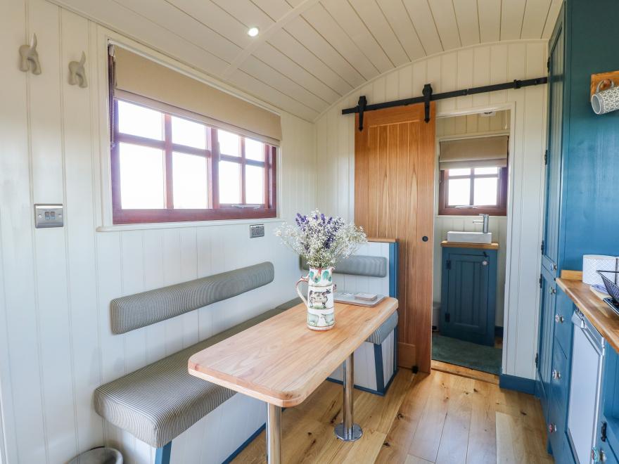 Sweet Caroline Shepherd’s Hut