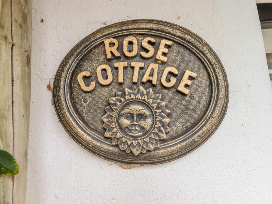 Rose Cottage in Holcombe