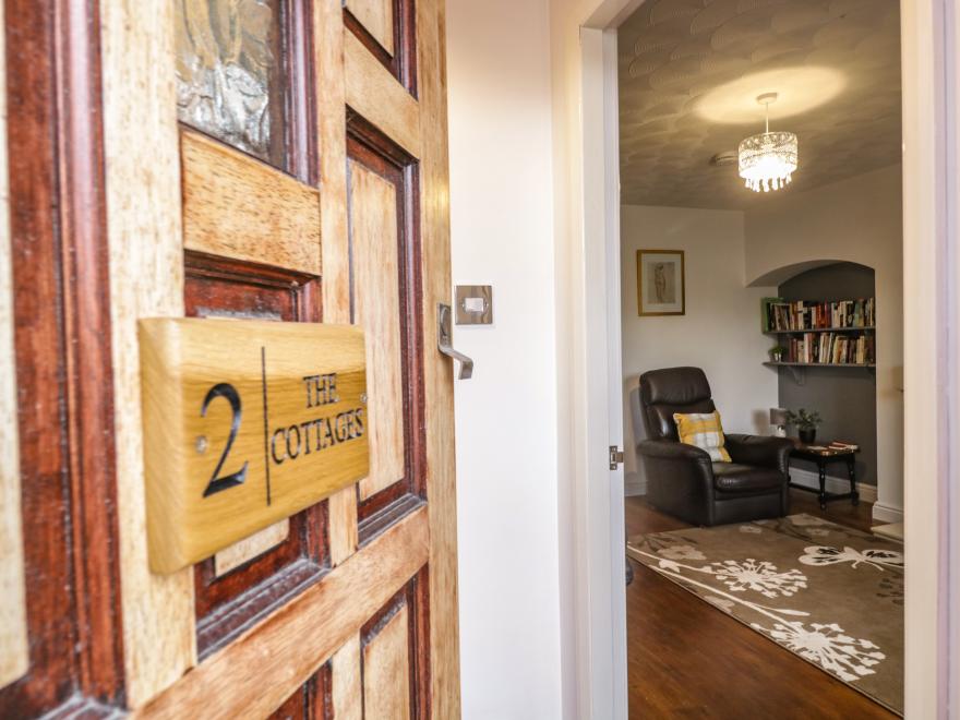 2 The Cottages
