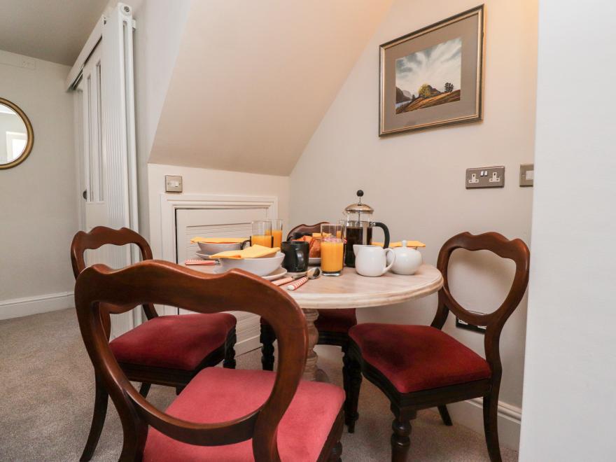 Bay Cottage No 5