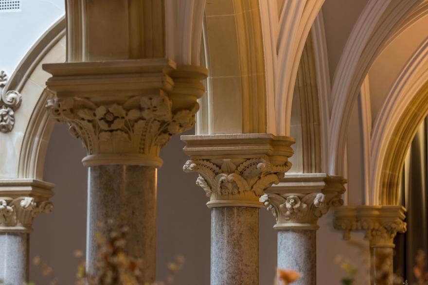 The Alfred Suite Stone Cross Mansion