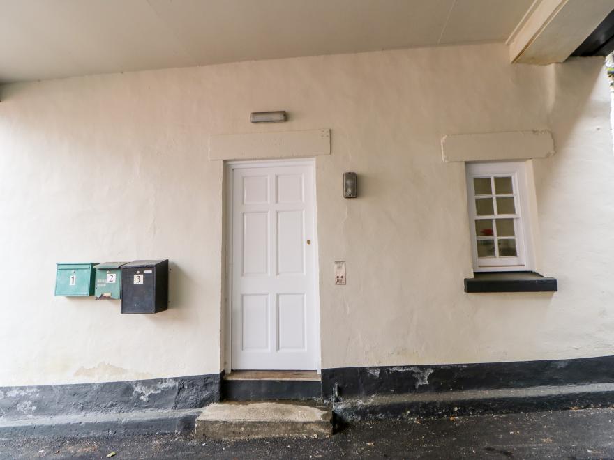 3 Kings Mews