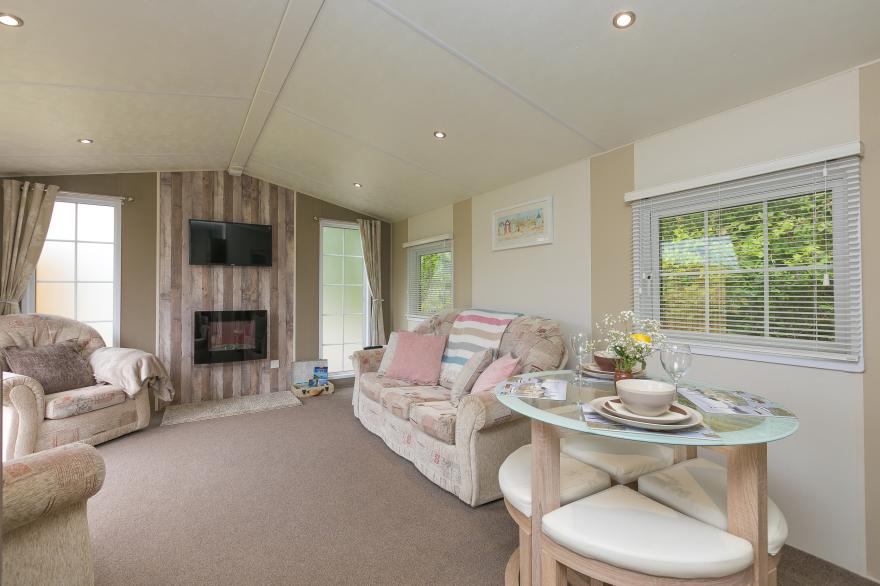 Lazy Lodge