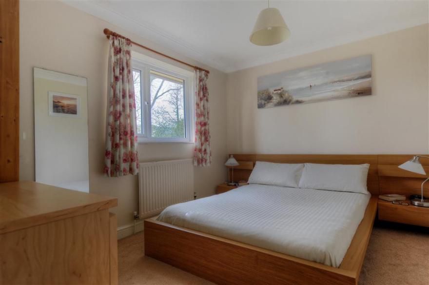 4 Riverside Cottages