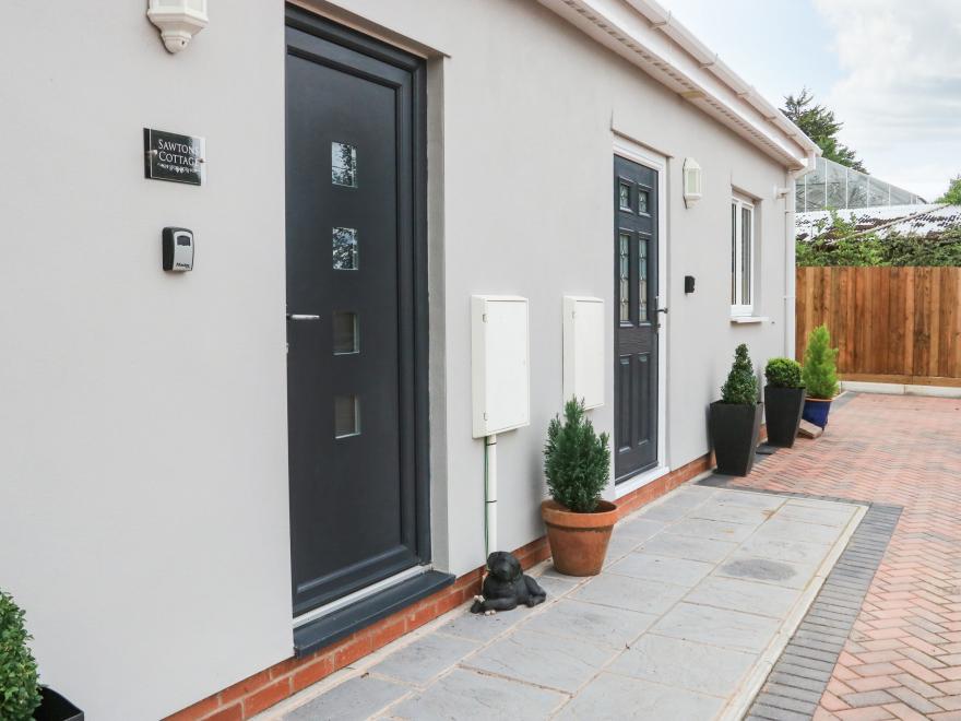 Sawtons Cottage 2
