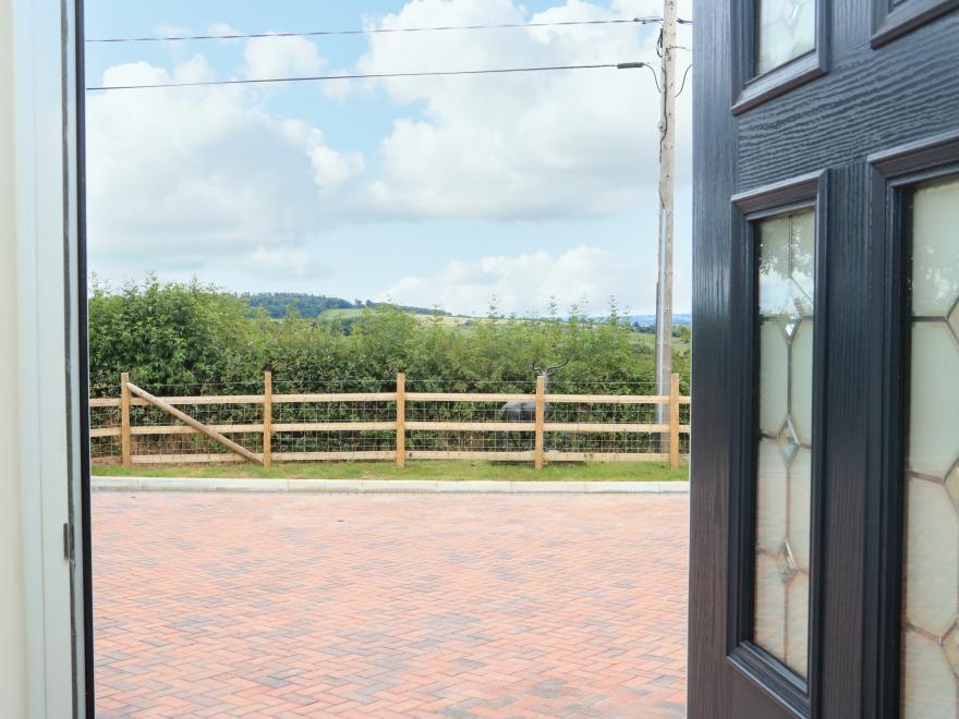 Sawtons Cottage 2