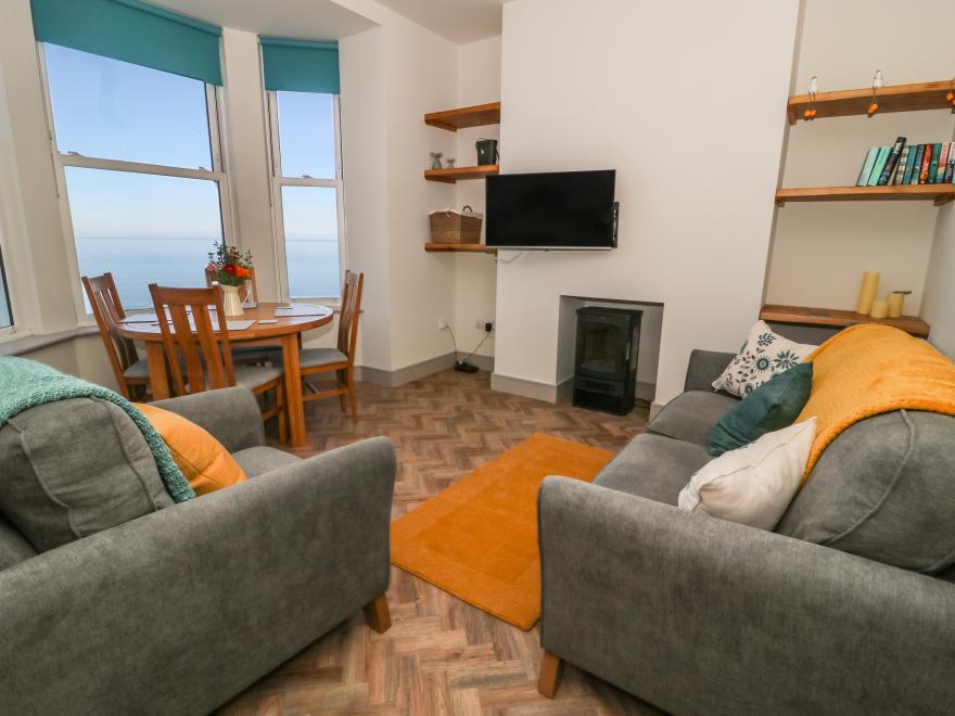 Apartment 6