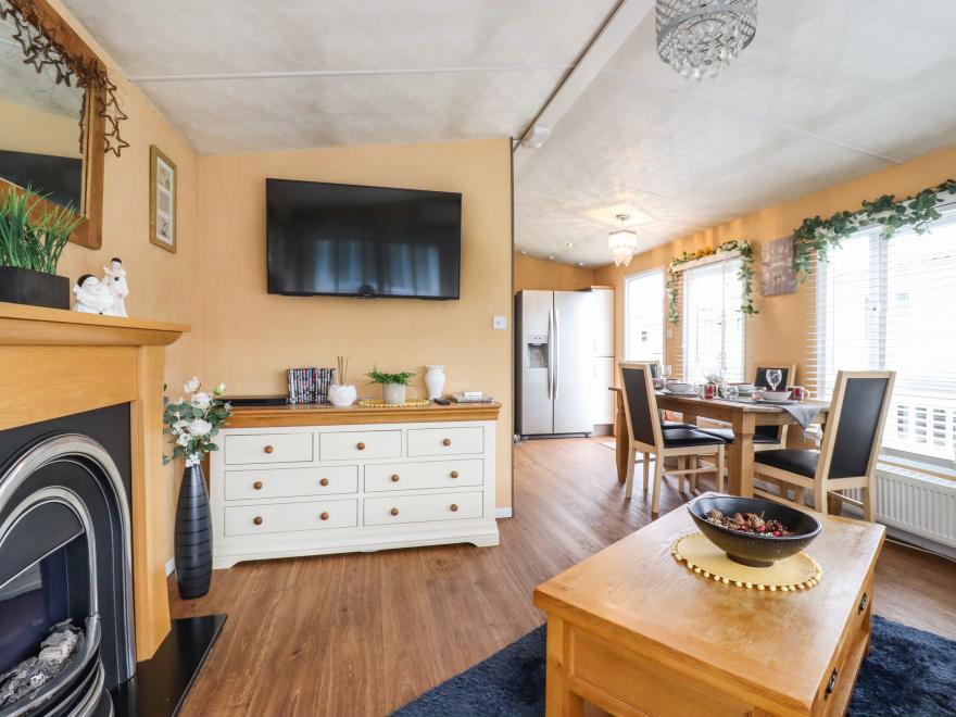 9 Birch Grove
