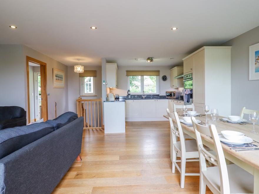 Swandown, 19 Poldon