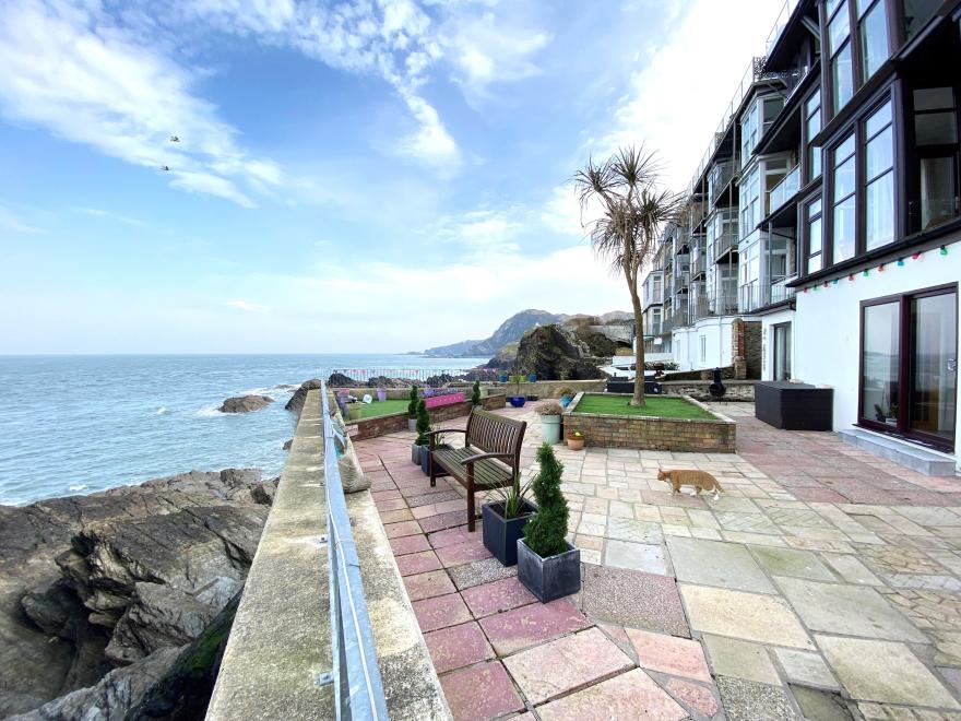 1 Cheyne Beach Apartments