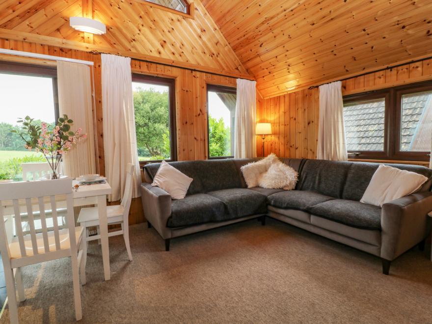 Lodge 16