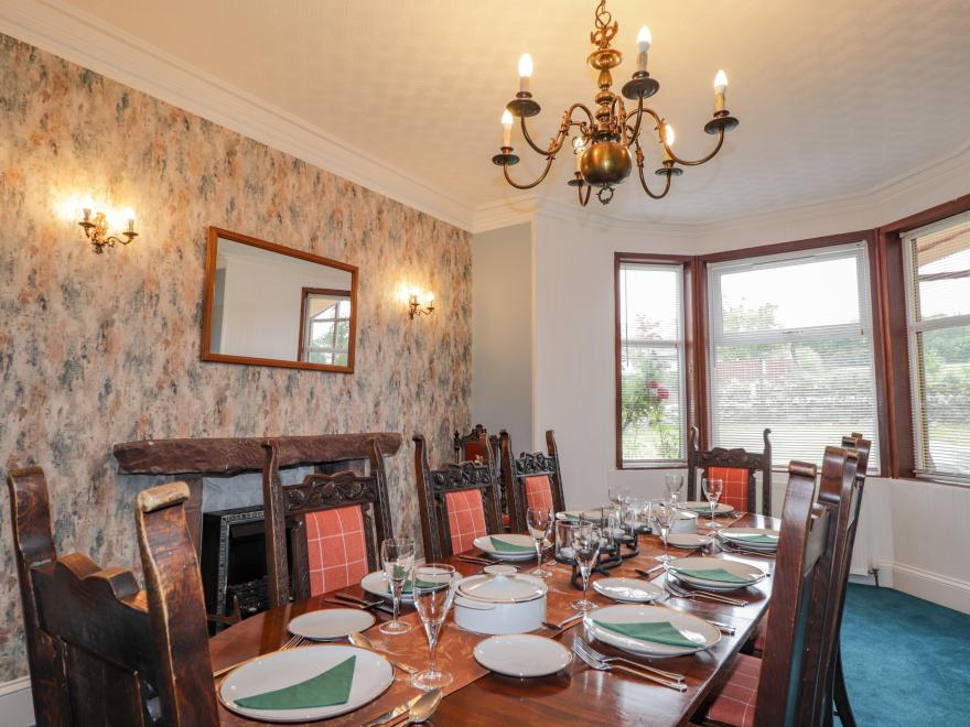 Balloan House