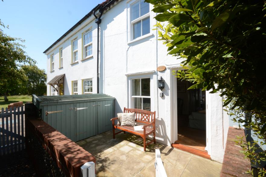 Sea Thrift Cottage, Aldeburgh