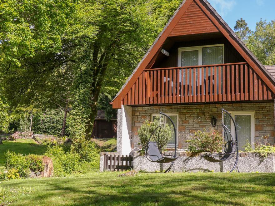 17 Valley Lodges