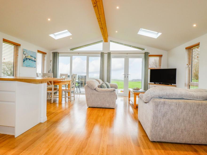 12 Horizon View