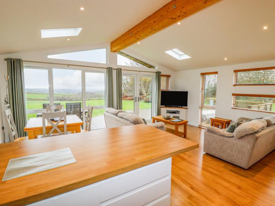 12 Horizon View