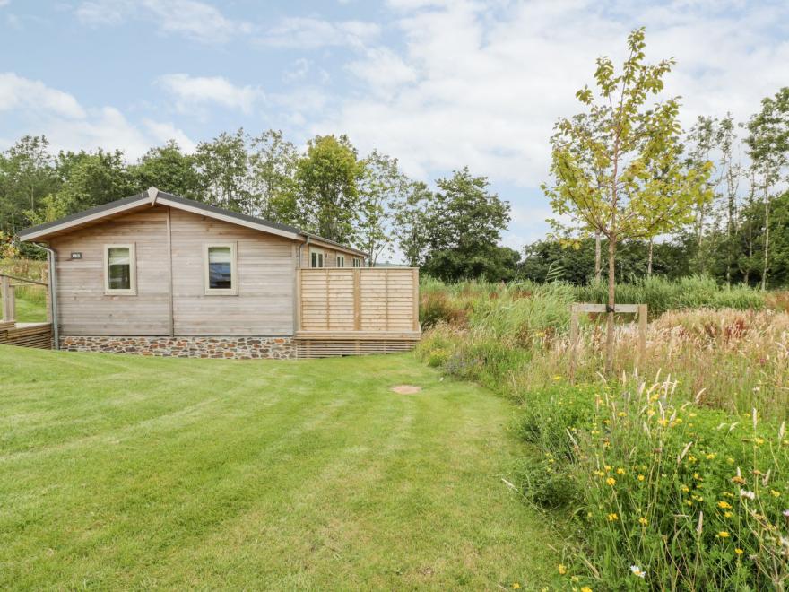 21 Meadow Retreat