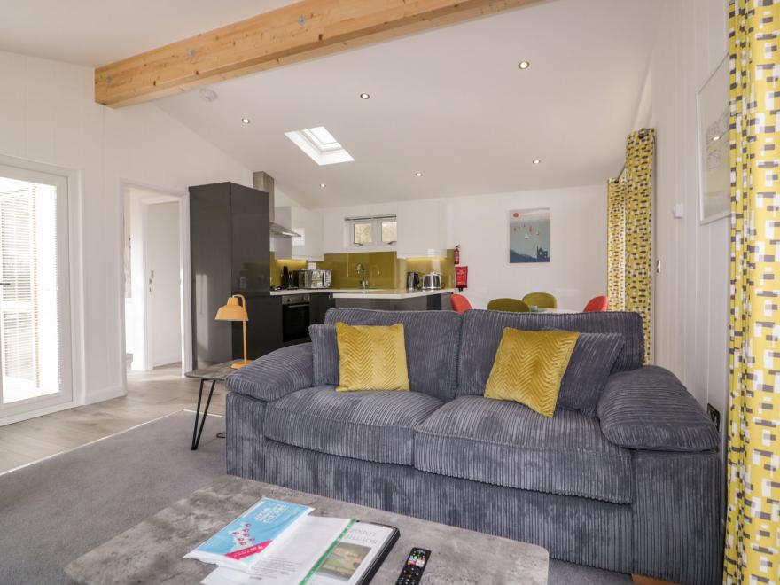 11 Meadow Retreat