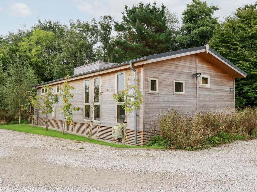 9 Meadow Retreat