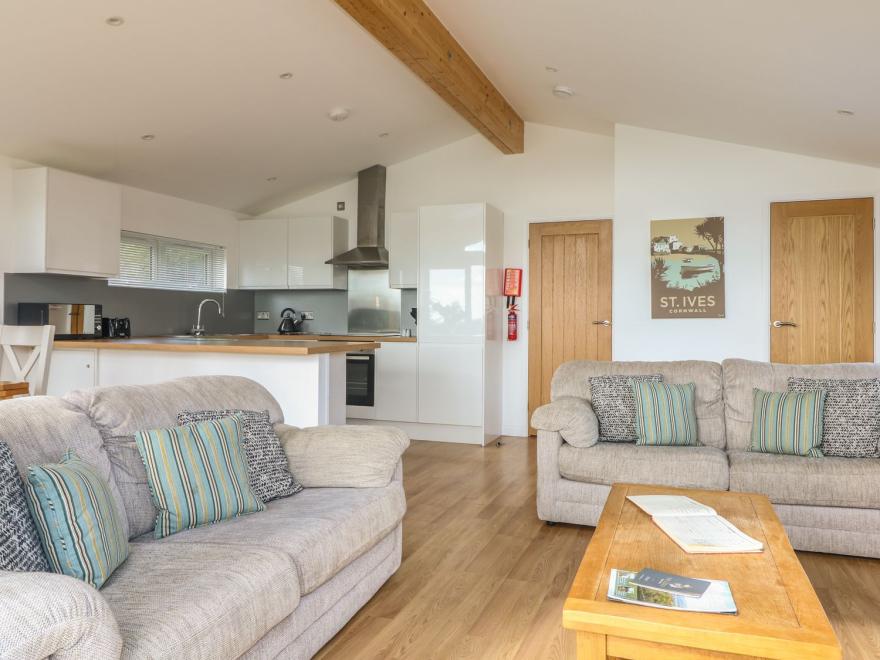 14 Horizon View