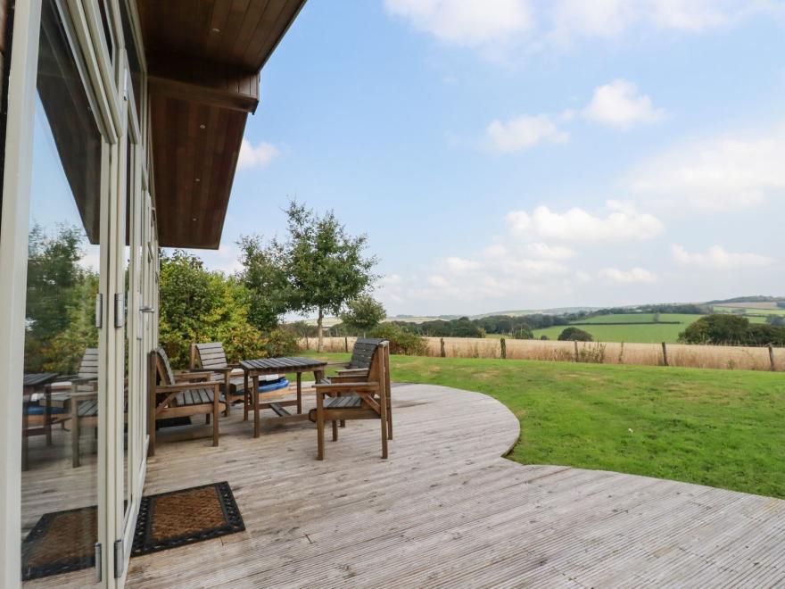8 Horizon View