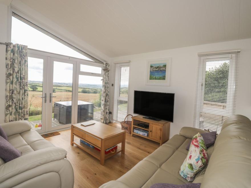 11 Horizon View