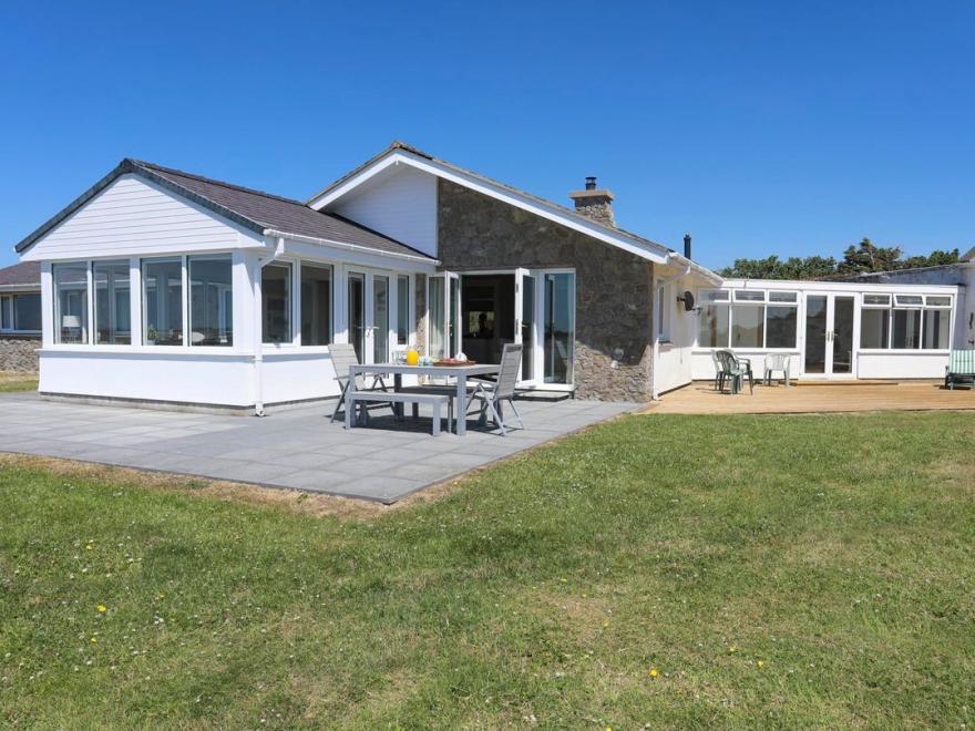 Glanrhyd Uchaf