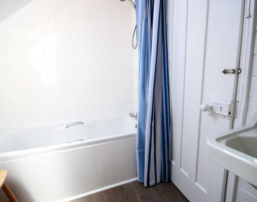 Gullsway: The Annexe
