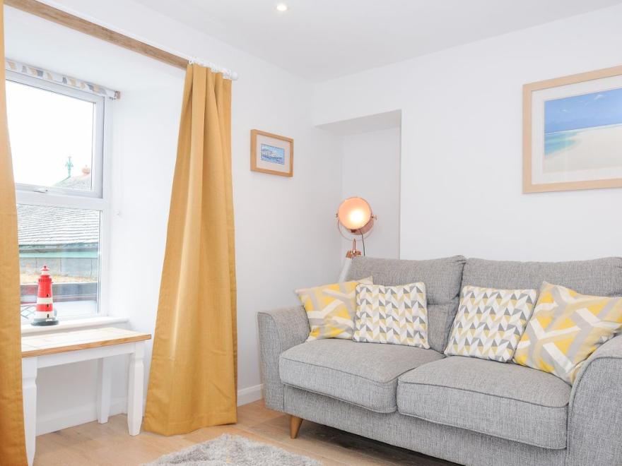 Foundry Cottage In Hayle Harbour