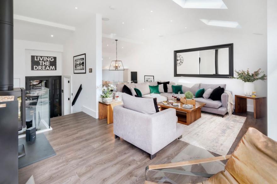 Mayfair House