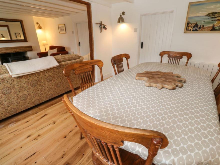 Oaktree Cottage