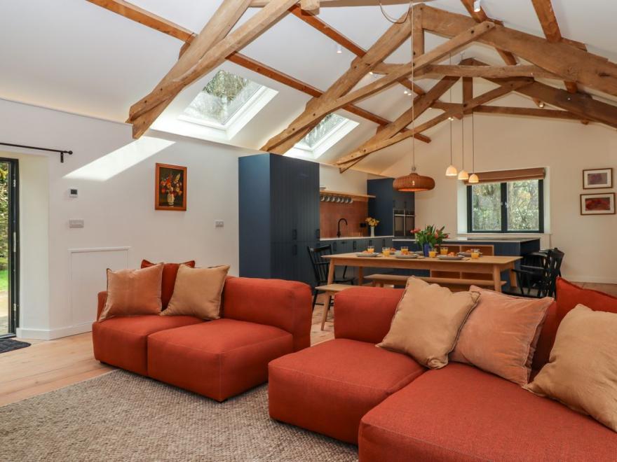 3 Caddaford Barns