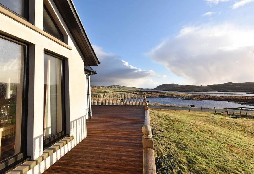 Ceann an Loch Cottage