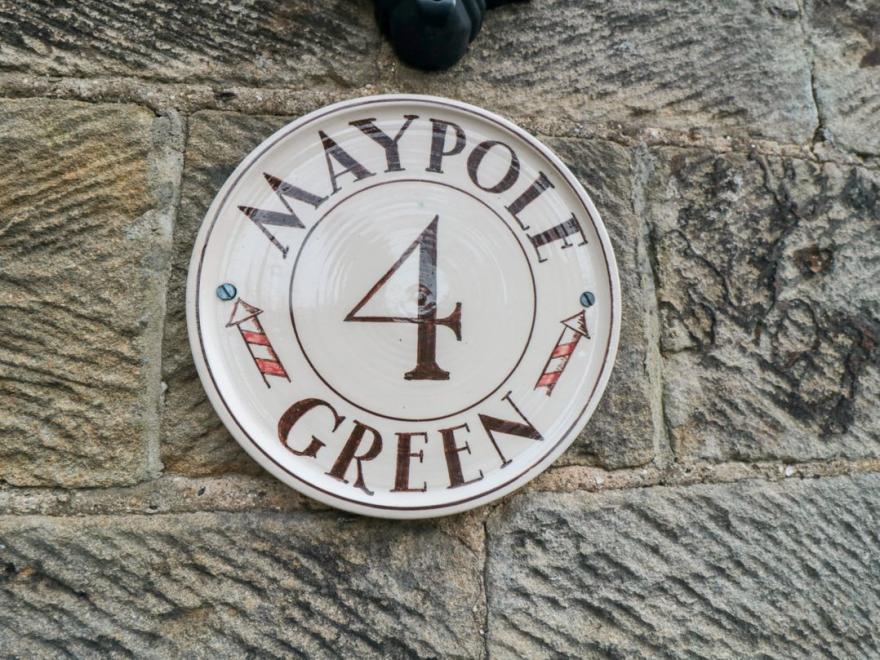 4 Maypole Green