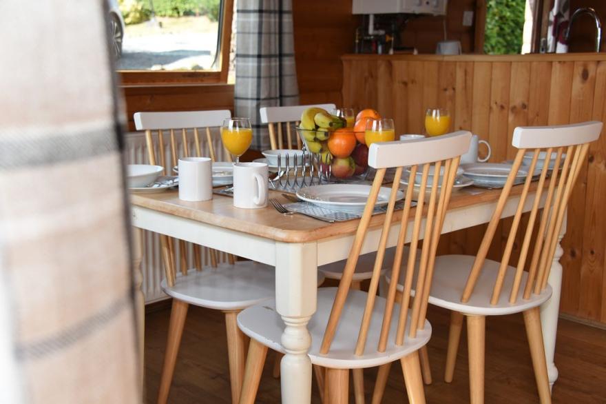 Tawny Owl Lodge