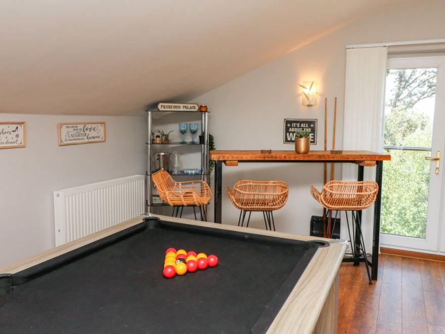Hazelwood Lodge
