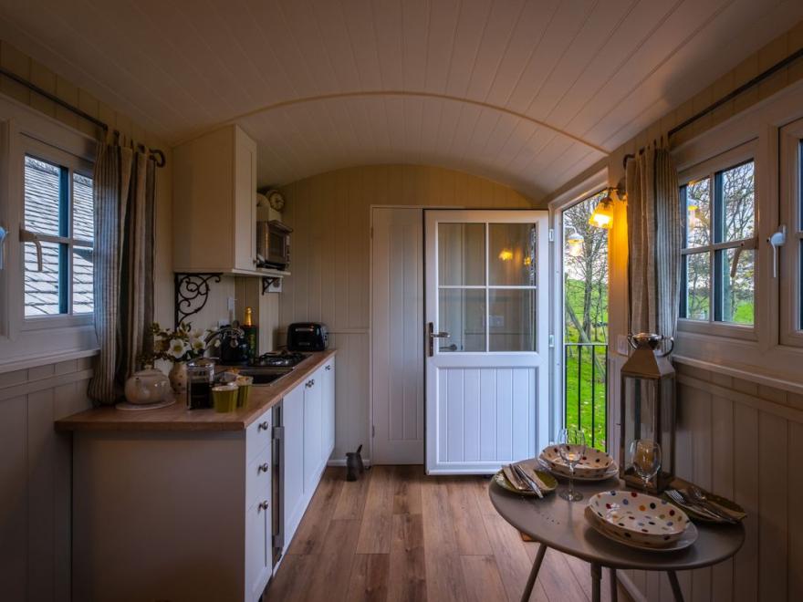 The Pleasant Hut at MountPleasant Farm