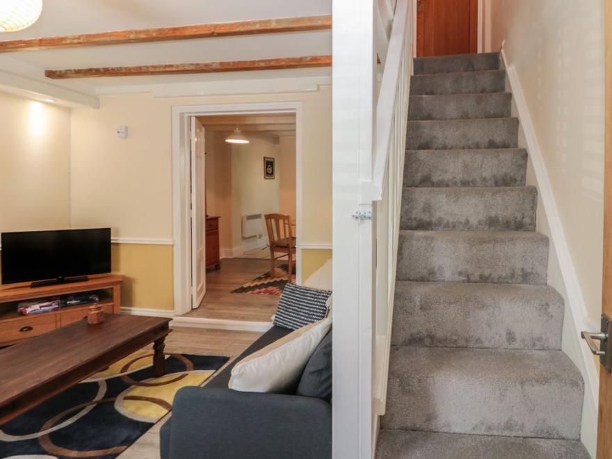 106 Westgate