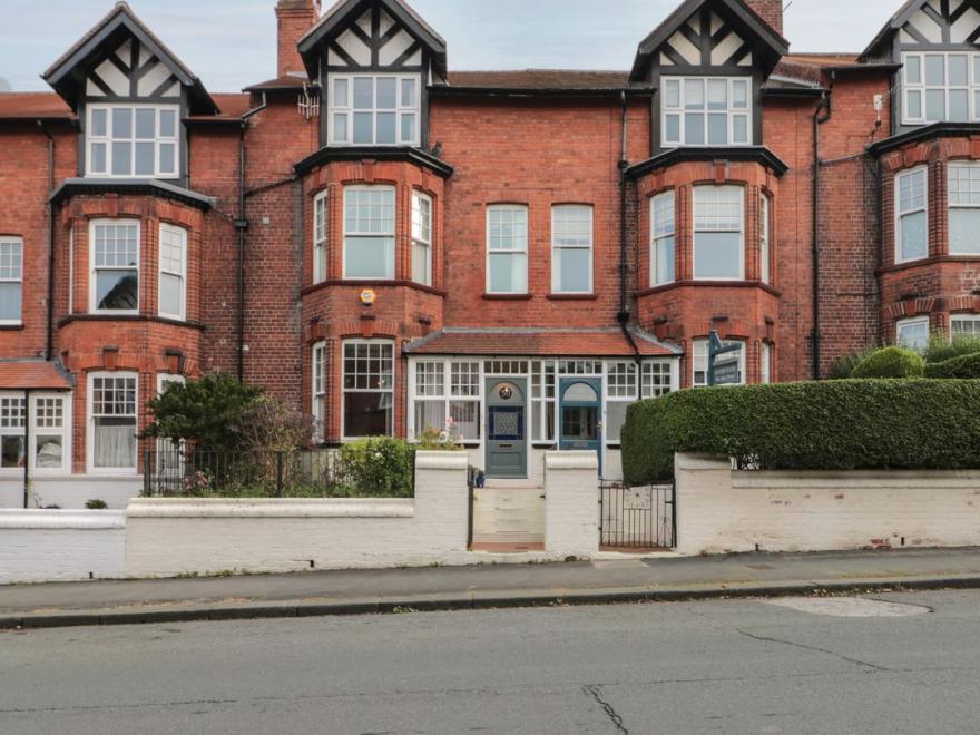 50 West Street Edelweiss