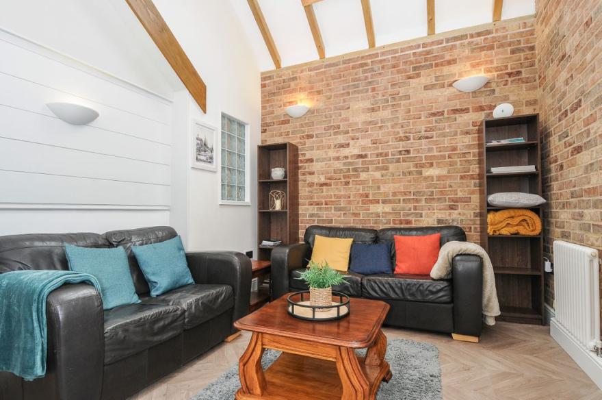 Curlew Lodge