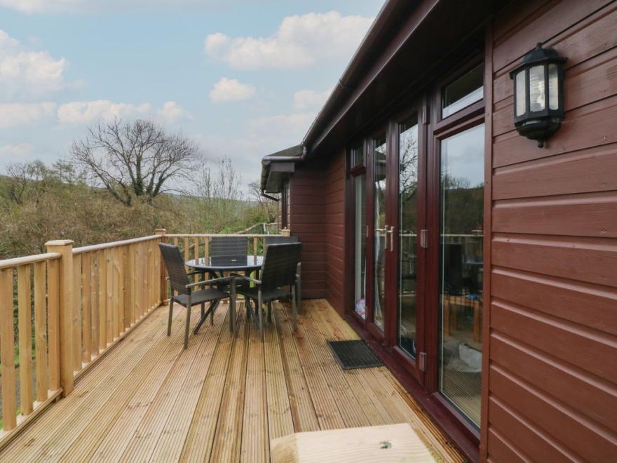 Chalet Log Cabin C11