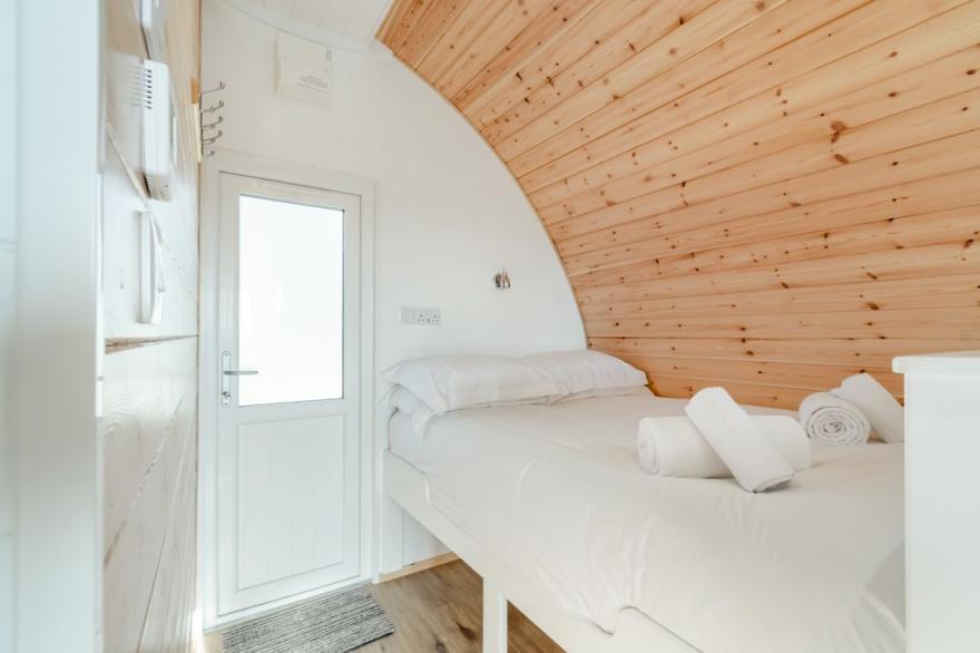 Carlton Manor Pod 2