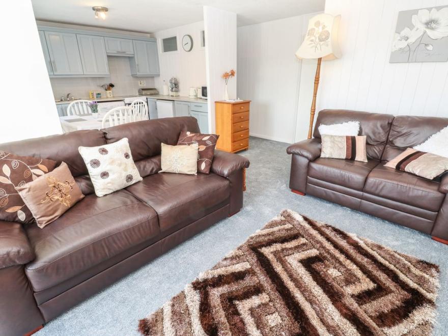 39 Manorcombe Bungalows