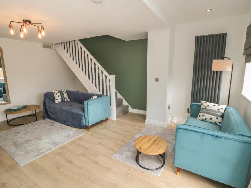 1 Staveley Cottages