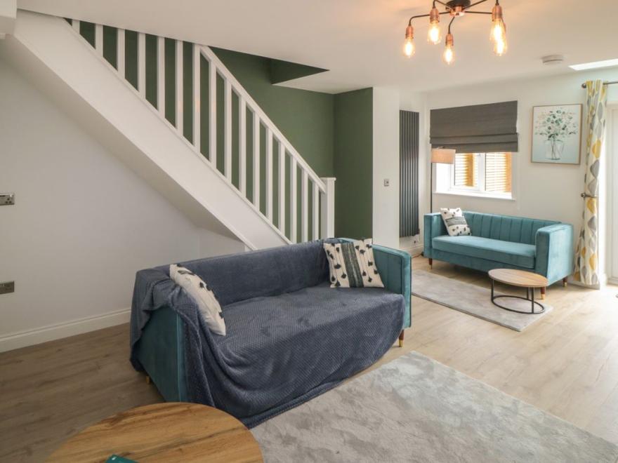 1 Staveley Cottages