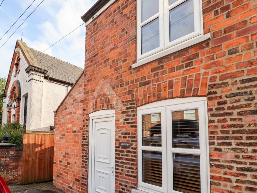 4 Lynton Cottages