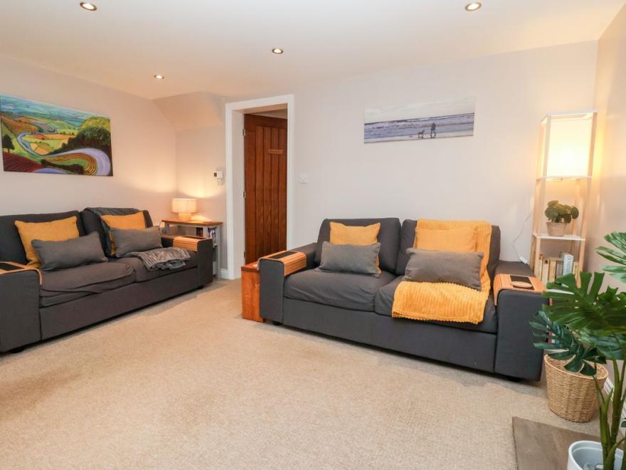 4 Lynton Cottages